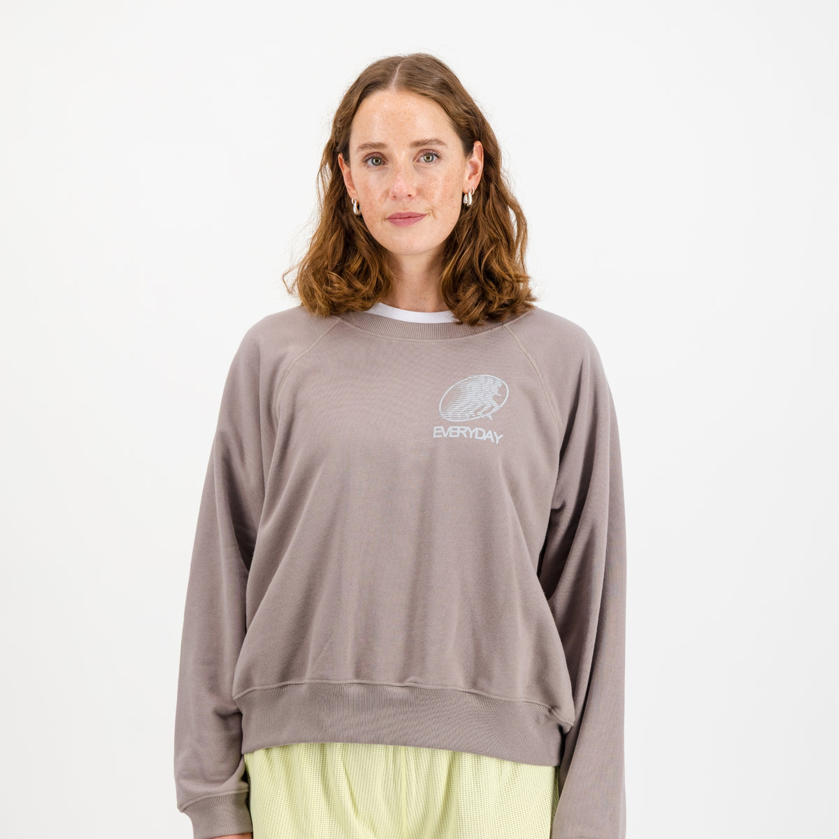 EVERYDAY - WOMENS TORE PULLOVER STONE